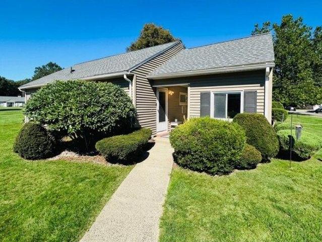 2 bedroom, Chicopee MA 01022 105441608