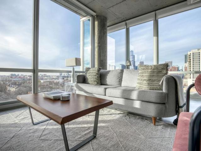 2 bedroom, Chicago Chicago 60605 0002 105676114