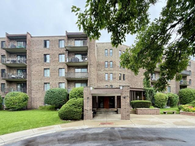 2 bedroom, Chicago IL 60067 105883733