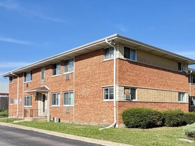 2 bedroom, Chicago IL 60068 105079356