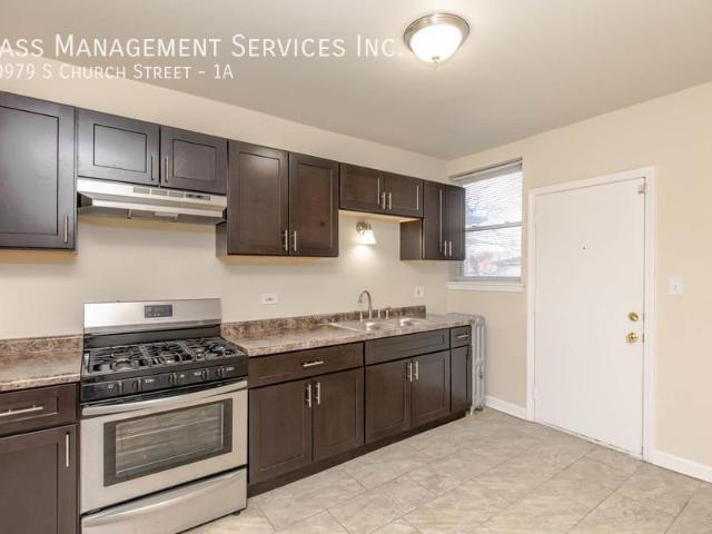 2 bedroom, Chicago IL 60643 104922820