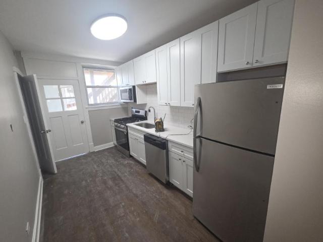 2 bedroom, Chicago IL 60640 105669044
