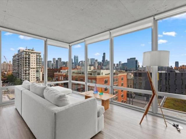 2 bedroom, Chicago IL 60642 103466384