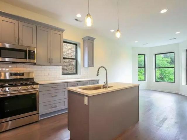 2 bedroom, Chicago IL 60647 98478756