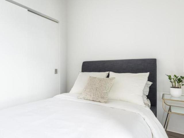2 bedroom, Chicago IL 60647 103418487
