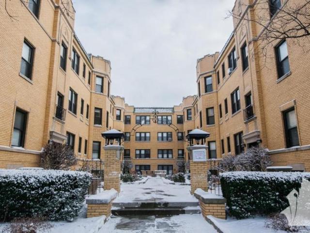 2 bedroom, Chicago IL 60647 104986315