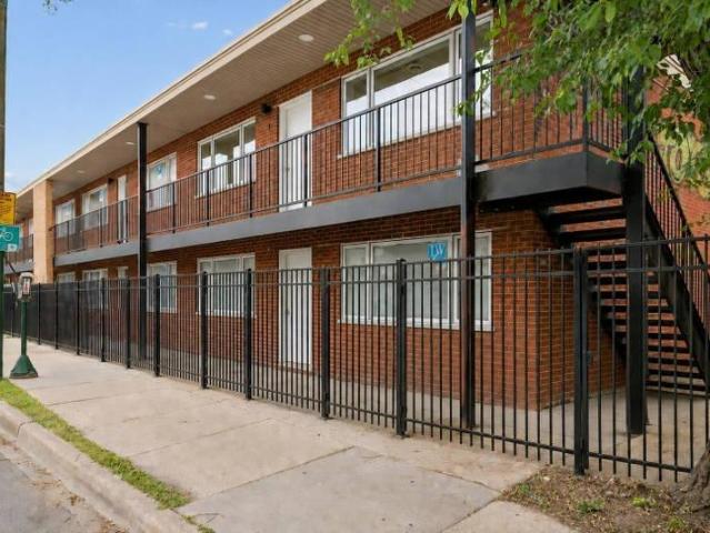 2 bedroom, Chicago IL 60647 105877215