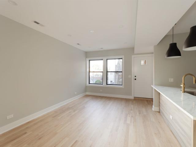 2 bedroom, Chicago IL 60647 105099891