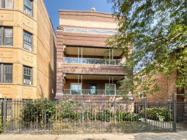2 bedroom, Chicago IL 60647 105309634