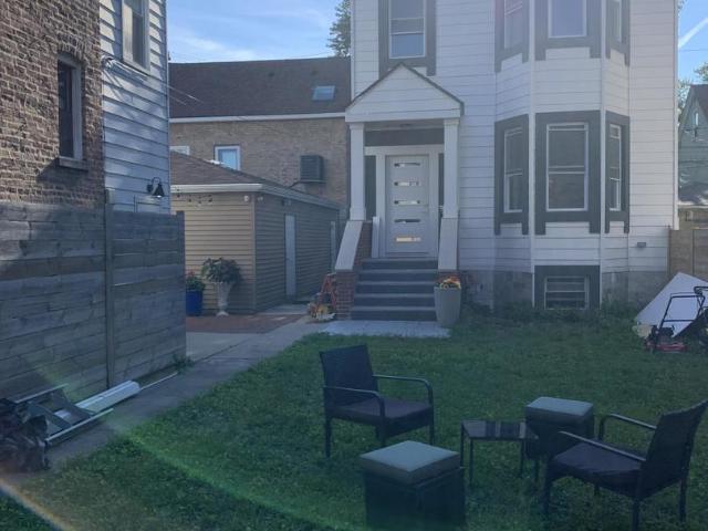 2 bedroom, Chicago IL 60647 105313864