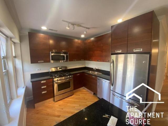 2 bedroom, Chicago IL 60645 105734151
