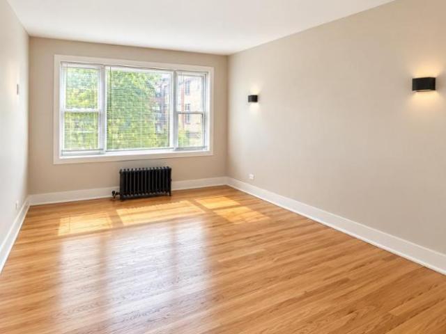 2 bedroom, Chicago IL 60645 105988119