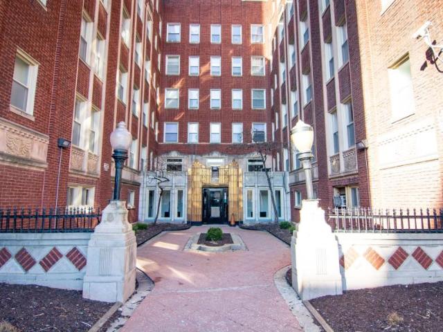 2 bedroom, Chicago IL 60649 95881169