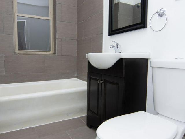 2 bedroom, Chicago IL 60649 95881263