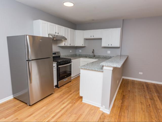 2 bedroom, Chicago IL 60649 95881211