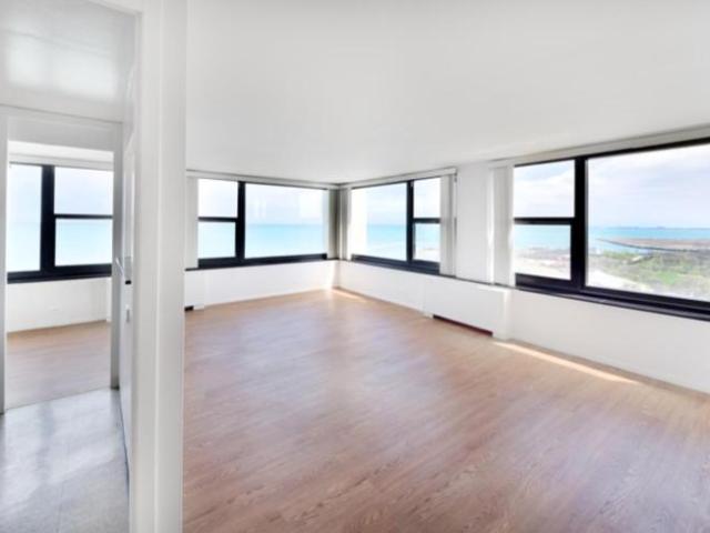 2 bedroom, Chicago IL 60649 LS104273821