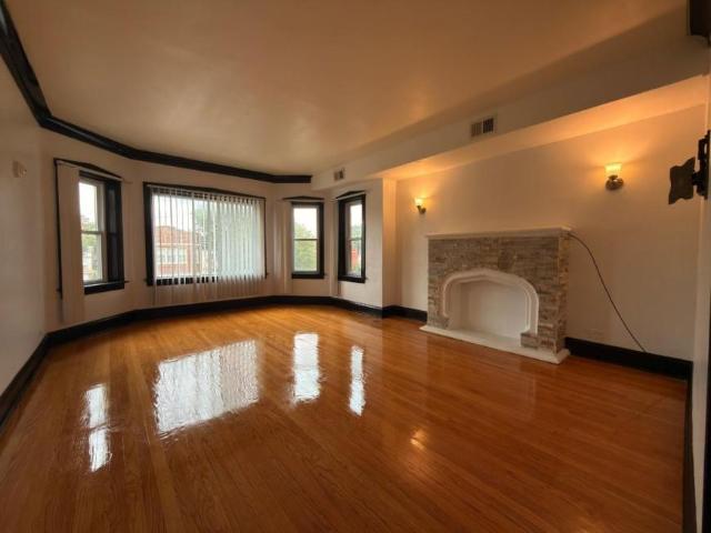 2 bedroom, Chicago IL 60649 LS105503631