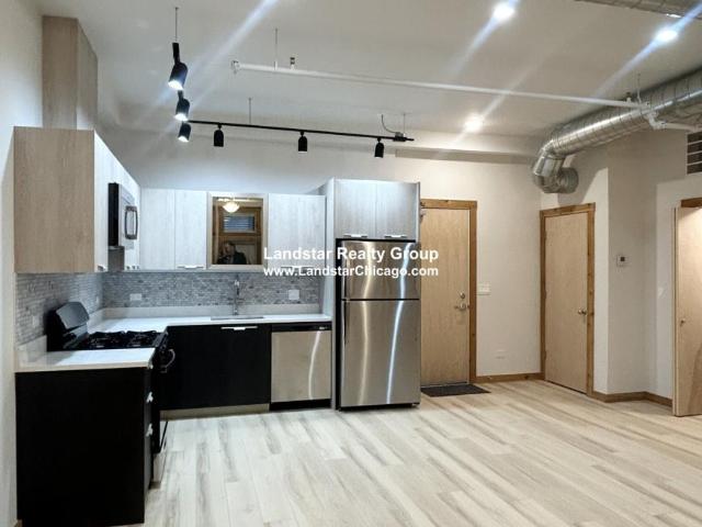 2 bedroom, Chicago IL 60653 101778793