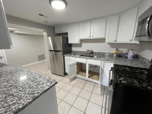 2 bedroom, Chicago IL 60651 105730083