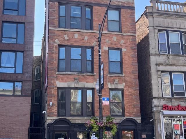 2 bedroom, Chicago IL 60657 105340119