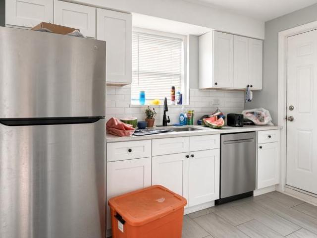 2 bedroom, Chicago IL 60659 LS105435362