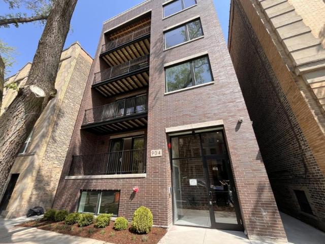 2 bedroom, Chicago IL 60613 LS105413650
