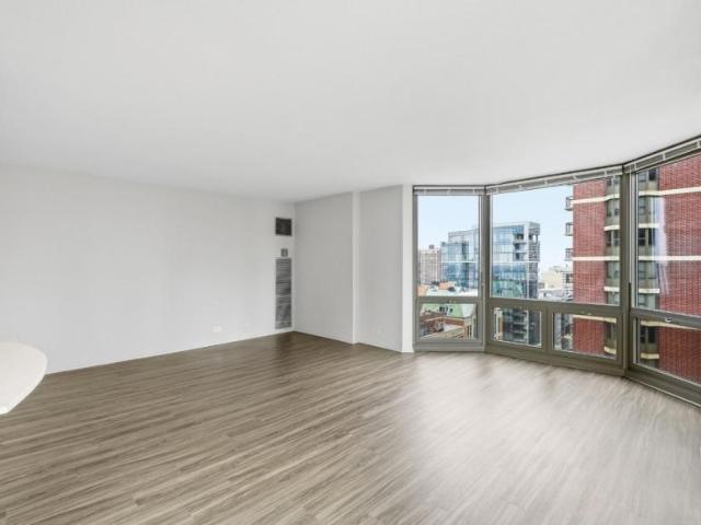 2 bedroom, Chicago IL 60610 105844169