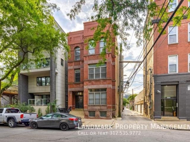 2 bedroom, Chicago IL 60610 LS105372286