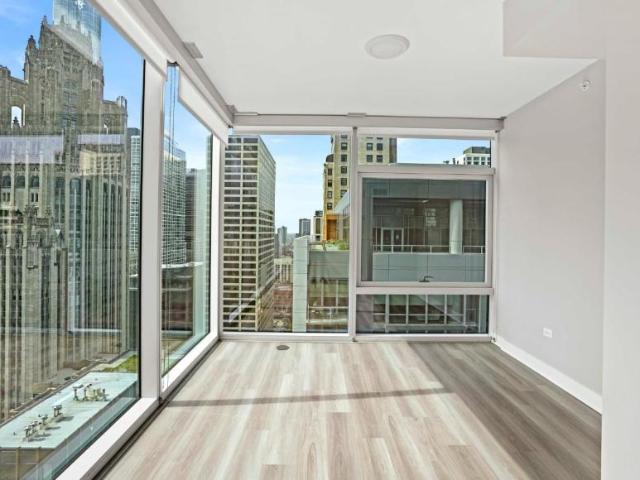 2 bedroom, Chicago IL 60611 105778384