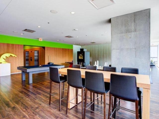 2 bedroom, Chicago IL 60611 105840552