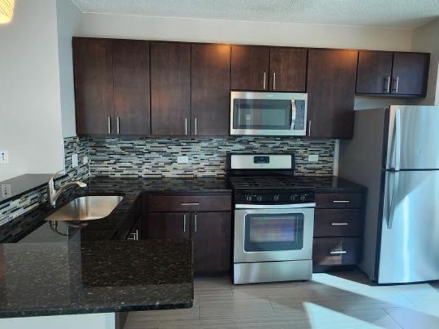 2 bedroom, Chicago IL 60611 105884045