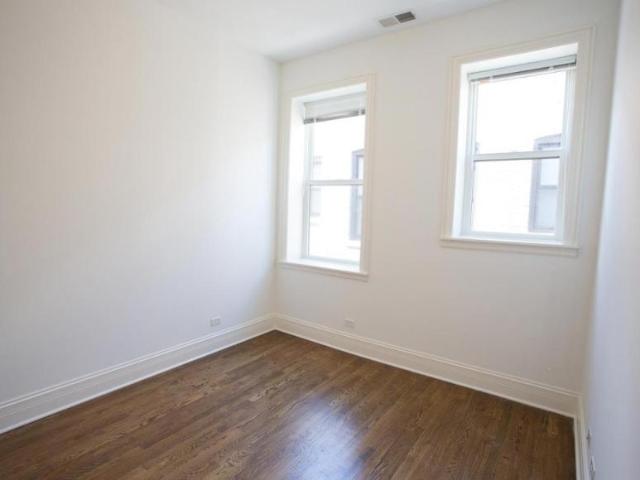 2 bedroom, Chicago IL 60615 105667956