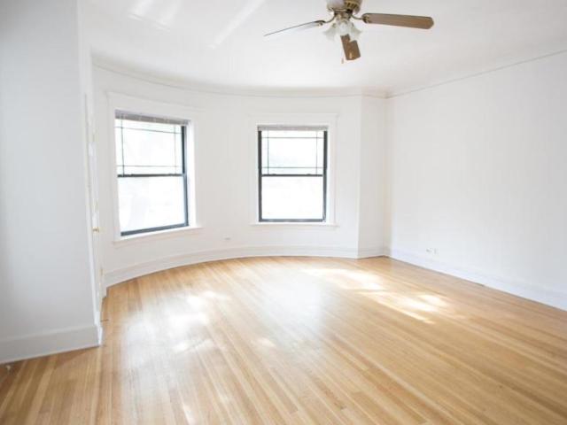 2 bedroom, Chicago IL 60615 105668041