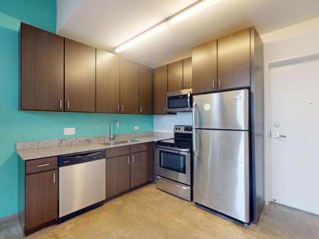 2 bedroom, Chicago IL 60615 105795886