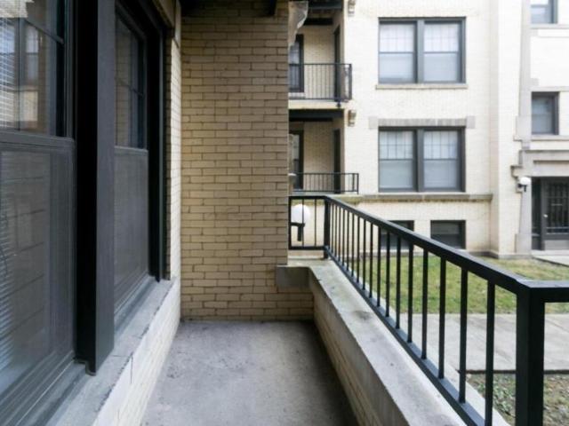 2 bedroom, Chicago IL 60615 105342939