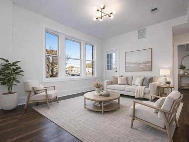 2 bedroom, Chicago IL 60618 LS105523476