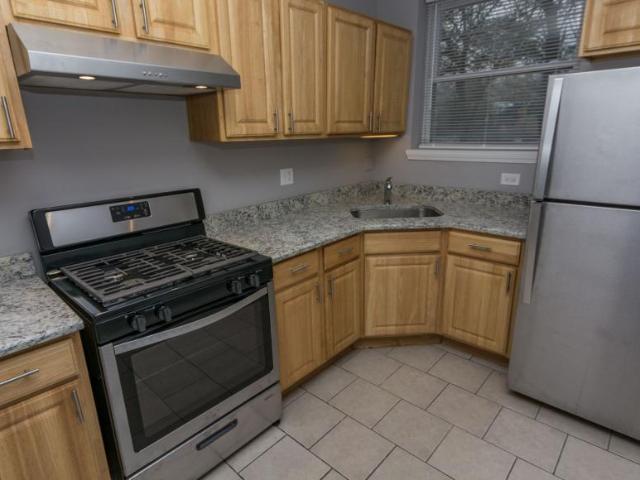 2 bedroom, Chicago IL 60619 95881219