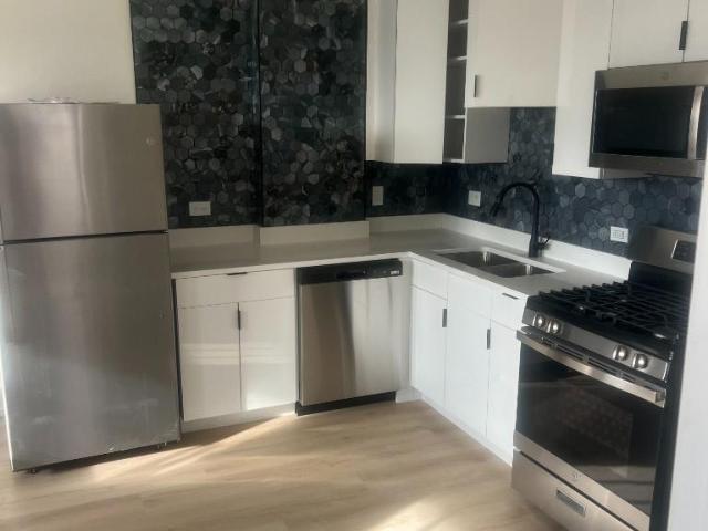 2 bedroom, CHICAGO IL 60622 105383169