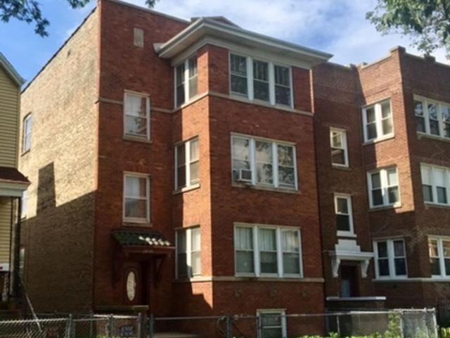 2 bedroom, Chicago IL 60625 105547304