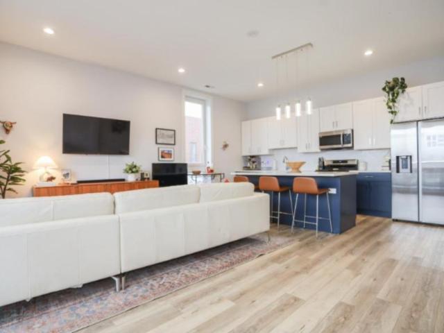 2 bedroom, Chicago IL 60625 LS103815185