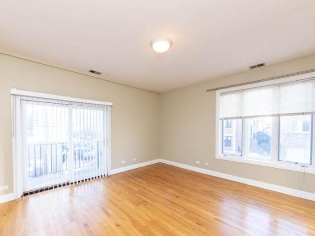 2 bedroom, Chicago IL 60626 102527273