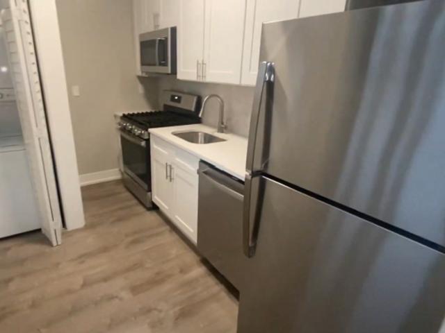 2 bedroom, Chicago IL 60626 103395824