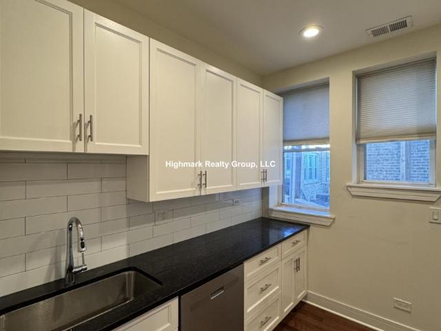 2 bedroom, Chicago IL 60626 105585901