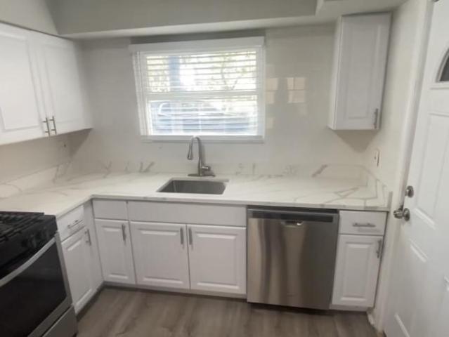 2 bedroom, Chicago IL 60626 105766025