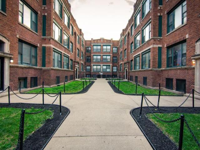 2 bedroom, Chicago IL 60637 95881189