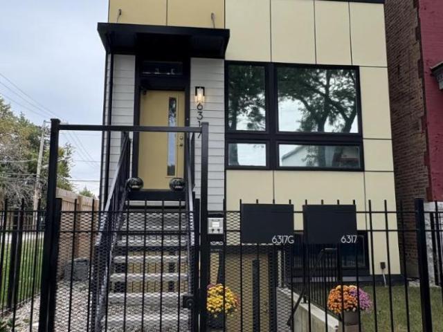 2 bedroom, Chicago IL 60637 105732989