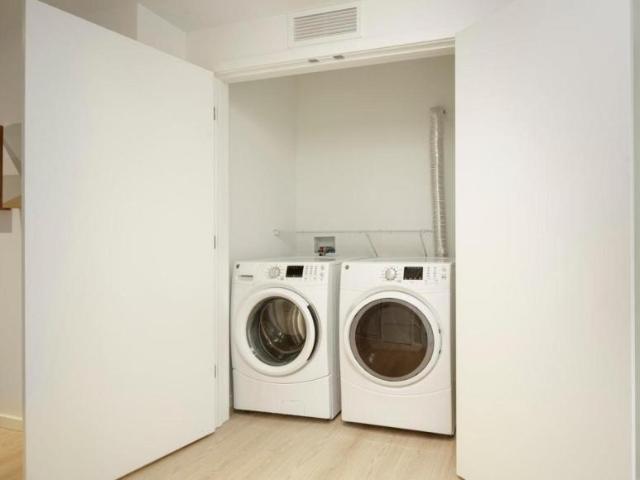 2 bedroom, Chicago IL 60637 105840601
