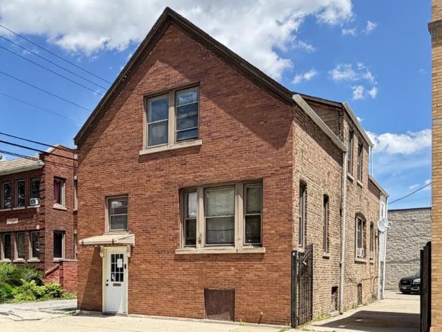 2 bedroom, Chicago IL 60639 103429678