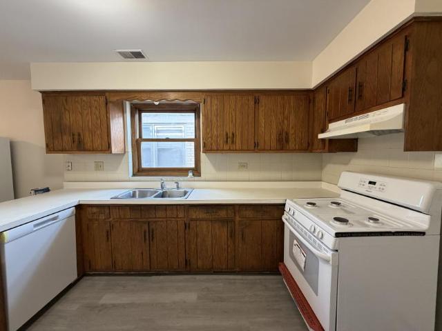 2 bedroom, Chicago IL 60639 103393382