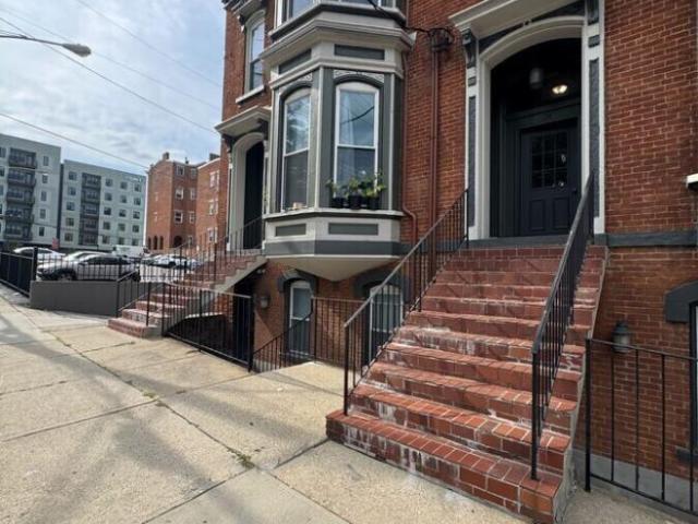 2 bedroom, Cincinnati OH 45219 105130367